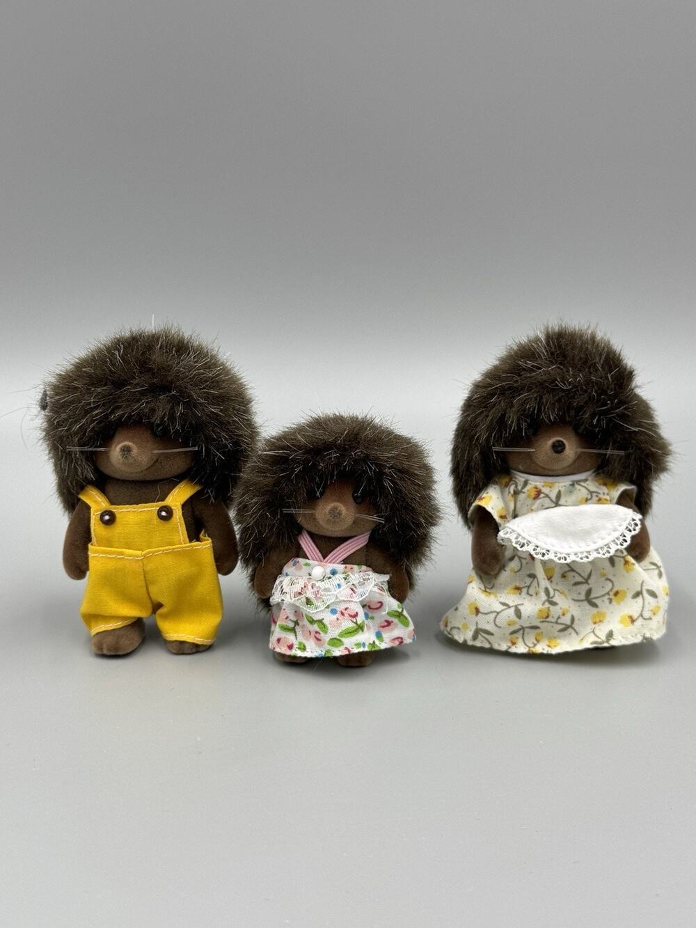 Sylvanian Families Calico Critters Pickleweeds Hedgehog Figures Set Of 3